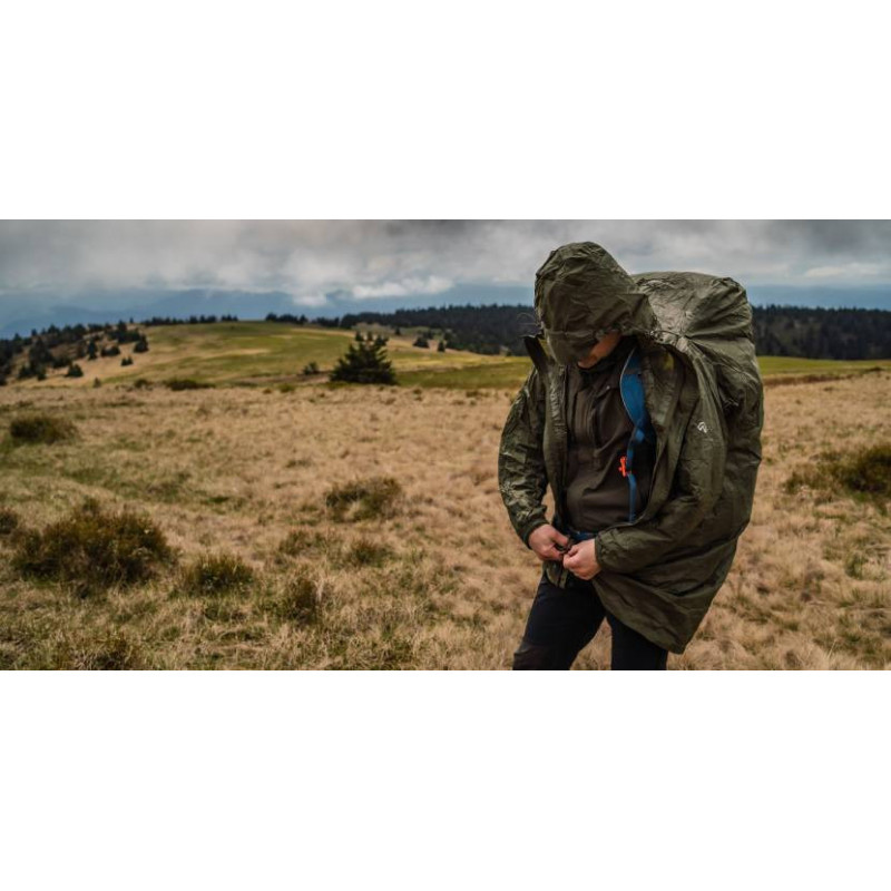 Unisex raincoat 2L NORTHKIT - <ul><li>This light and stowable NORTHFINDER reincoat will protect you and even your backpack</li><li> The poncho is absolutely waterproof and windproof and well ventilated</li><li> It protects against moisture penetration from the outside during more demanding and longer transfers in bad weather</li>
