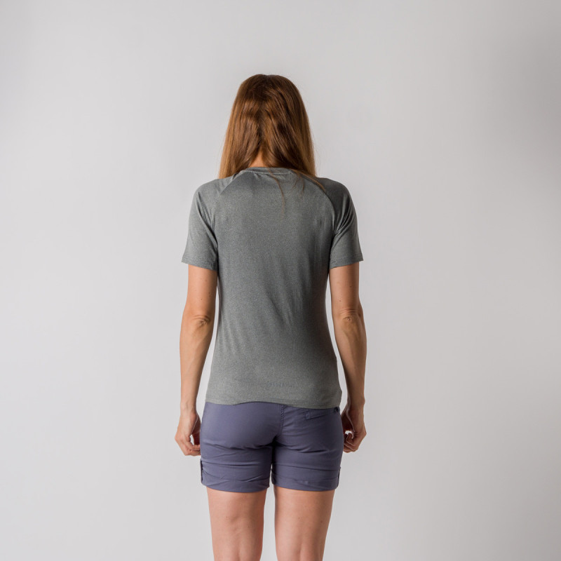 TR-4815OR dámske aktívne tričko s potlačou z recyklovaného materiálu MADELEINE - Pohodlný, pružný a mäkký materiál vyrobený z kombinácie recyklovaného polyesteru a spandexu.