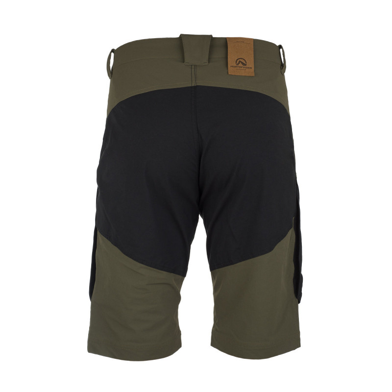BE-3356AD men's combi shorts adventure TRAVIS - The thin material, highly flexible, with a composition of polyamide and spandex, ensures extreme breathability and astonishing movement flexibility.