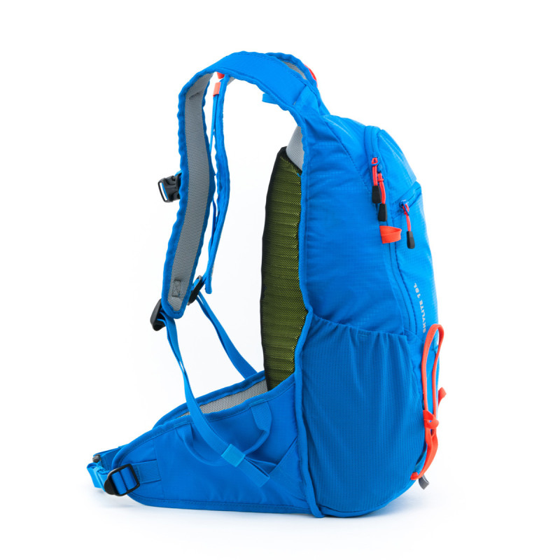 BP-1107SKP light ski-touring backpack 18 l SKYLITE - The SKYLITE 18 is a lightweight, functional 18-litre backpack designed for fast ski mountaineering and punchy winter tours on snowshoes or cross-country skis.