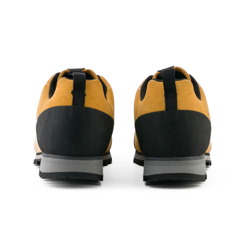 Női rövid szárú cipő TO-2001OR KIRAT - <ul><li>Tartós, közepesen kemény cipő bőr felsőrésszel, terepes használatra</li><li> Bevált VIBRAM® Megagrip talp, amely garantálja a tökéletes tapadást</li><li> Gumírozott orr és sarokrész</li>