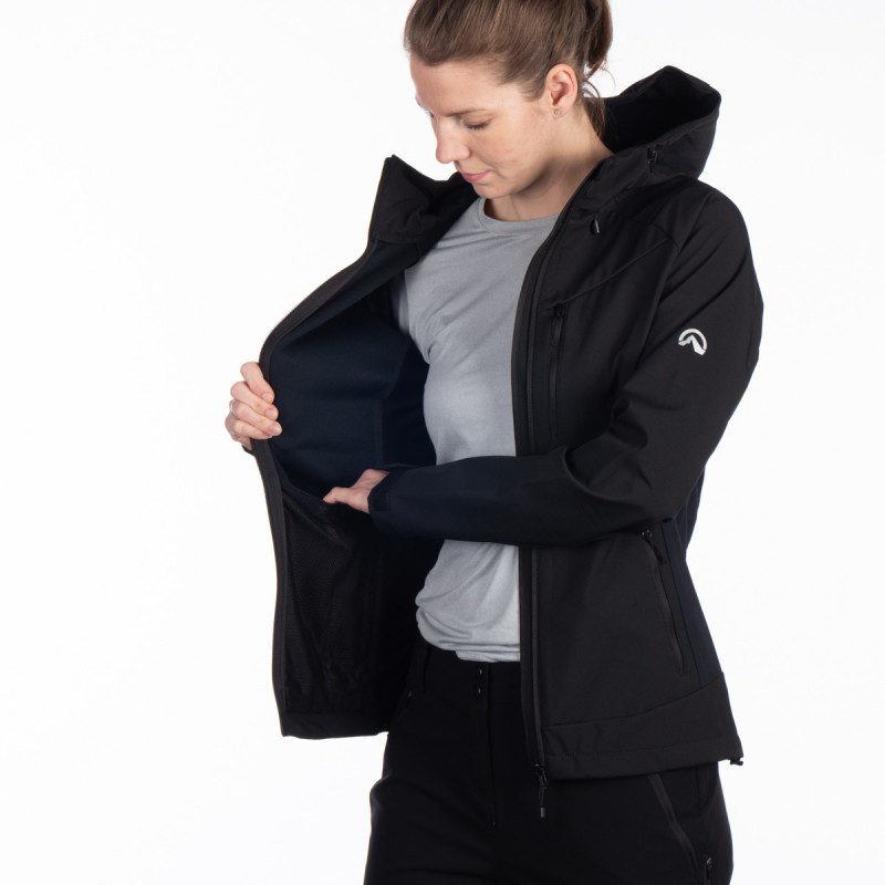 Women's outdoor softshell jacket 3L ALISSA - <ul><li>- A versatile softshell jacket suitable for a wide range of low to medium intensity activities</li><li> - The surface of the material is coated with an environmentally friendly waterproof impregnation without the use of PFC compounds</li><li> - The softshell material with a 5,000 mm/5,000 g/m2/24 h membrane protects you in inclement weather and, thanks to the breathable side panels, ventilates excess moisture</li>