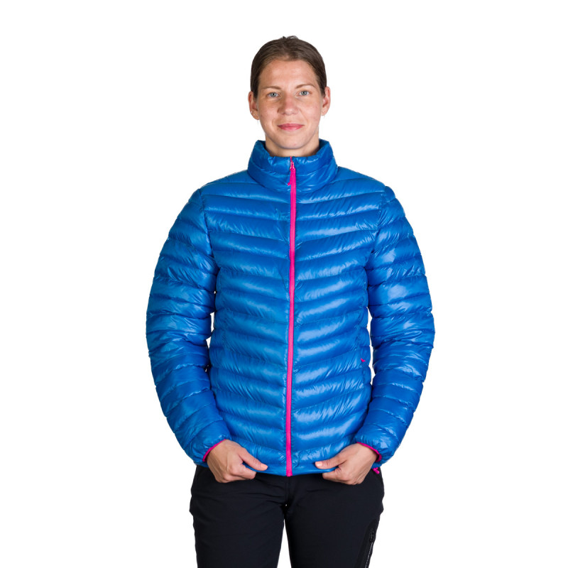 Hőszigetelt női kabát GEMMA BU-62201SP - <ul><li>Univerzális kabát mindennapi viselethez az átmeneti és a téli szezonban</li><li> • A szintetikus gyapjú töltet a szintetikus anyagok vízállóságát, ugyanakkor a pehely puhaságát és könnyű súlyát biztosítja</li>